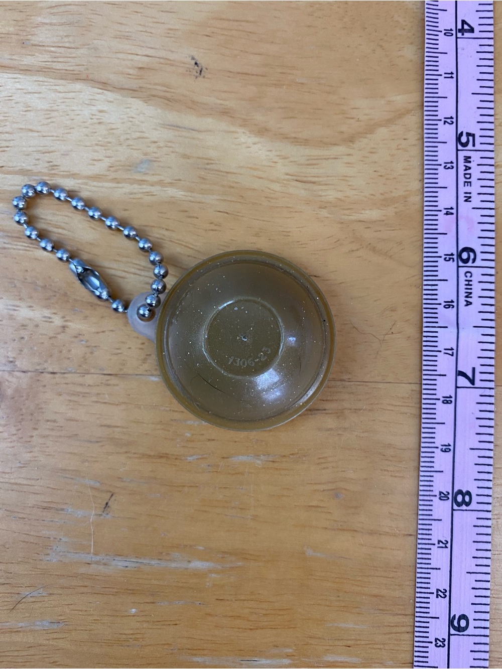 Mini Tupperware Bowl Keychain - Picture 4 of 4